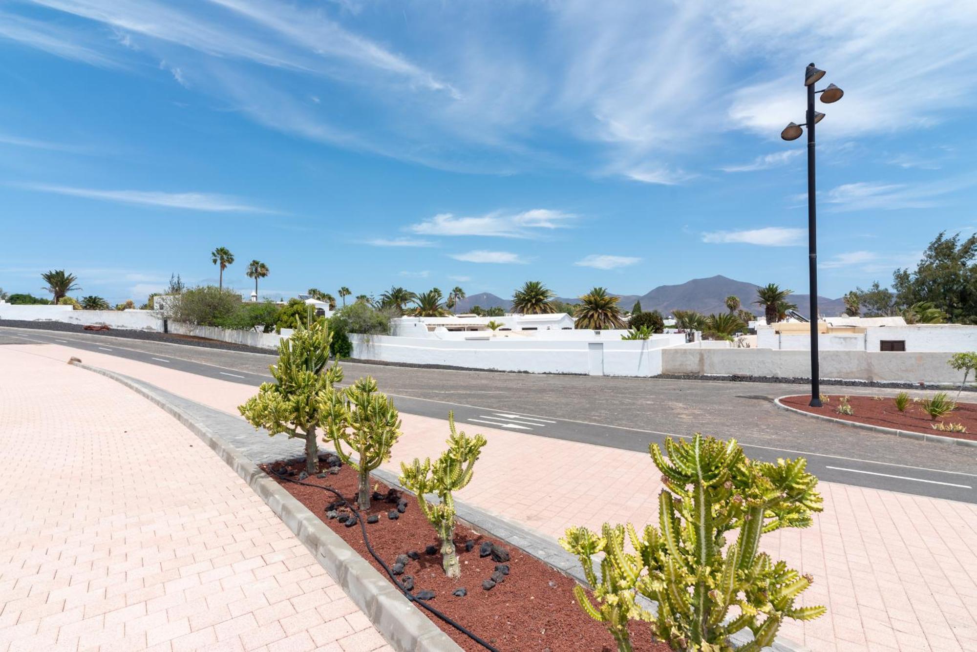 Villa Michelle - LH114 By Villas Now Ltd Playa Blanca  Esterno foto