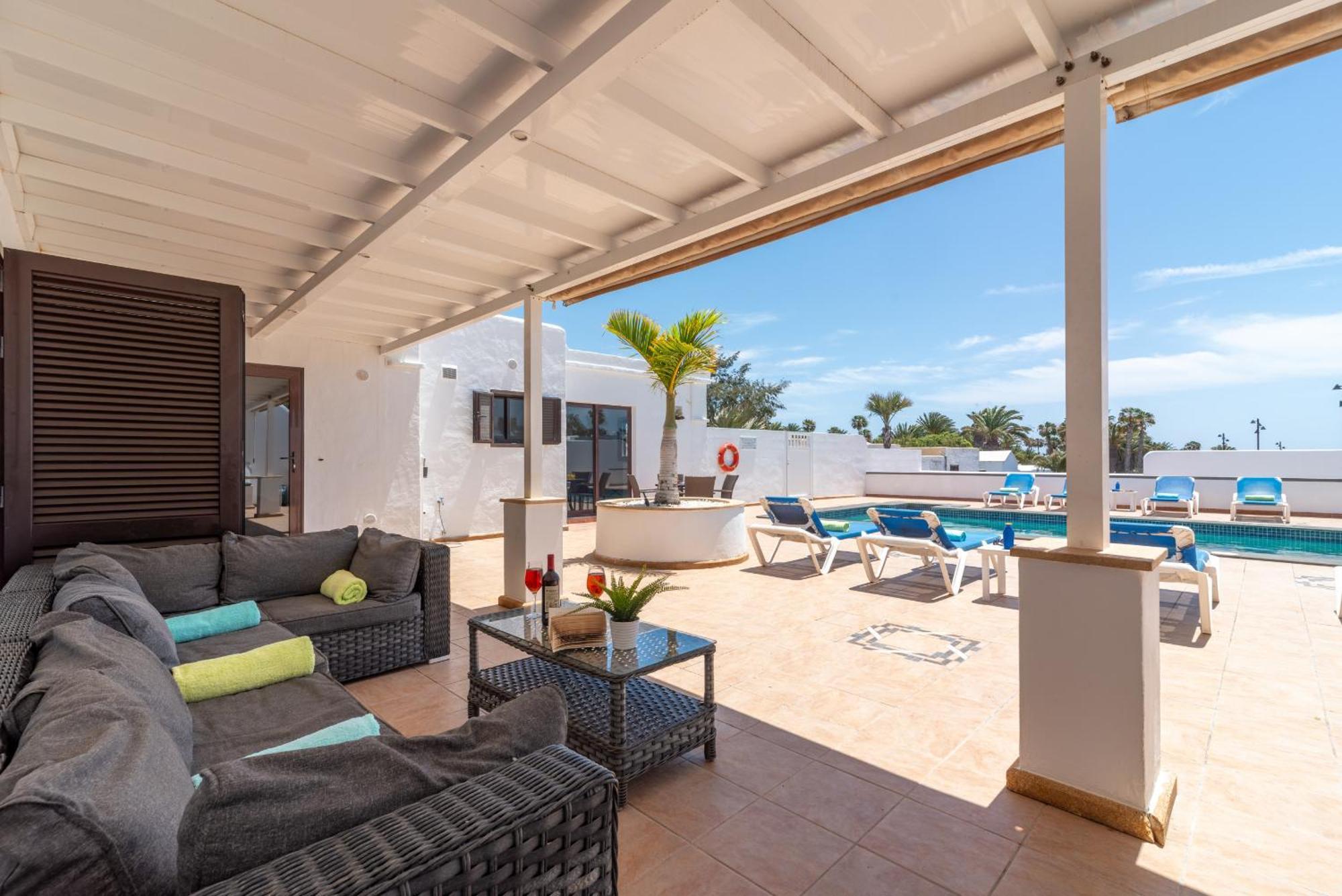Villa Michelle - LH114 By Villas Now Ltd Playa Blanca  Esterno foto