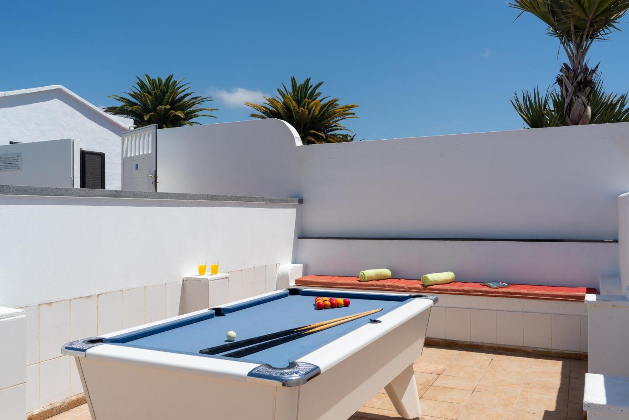 Villa Michelle - LH114 By Villas Now Ltd Playa Blanca  Esterno foto