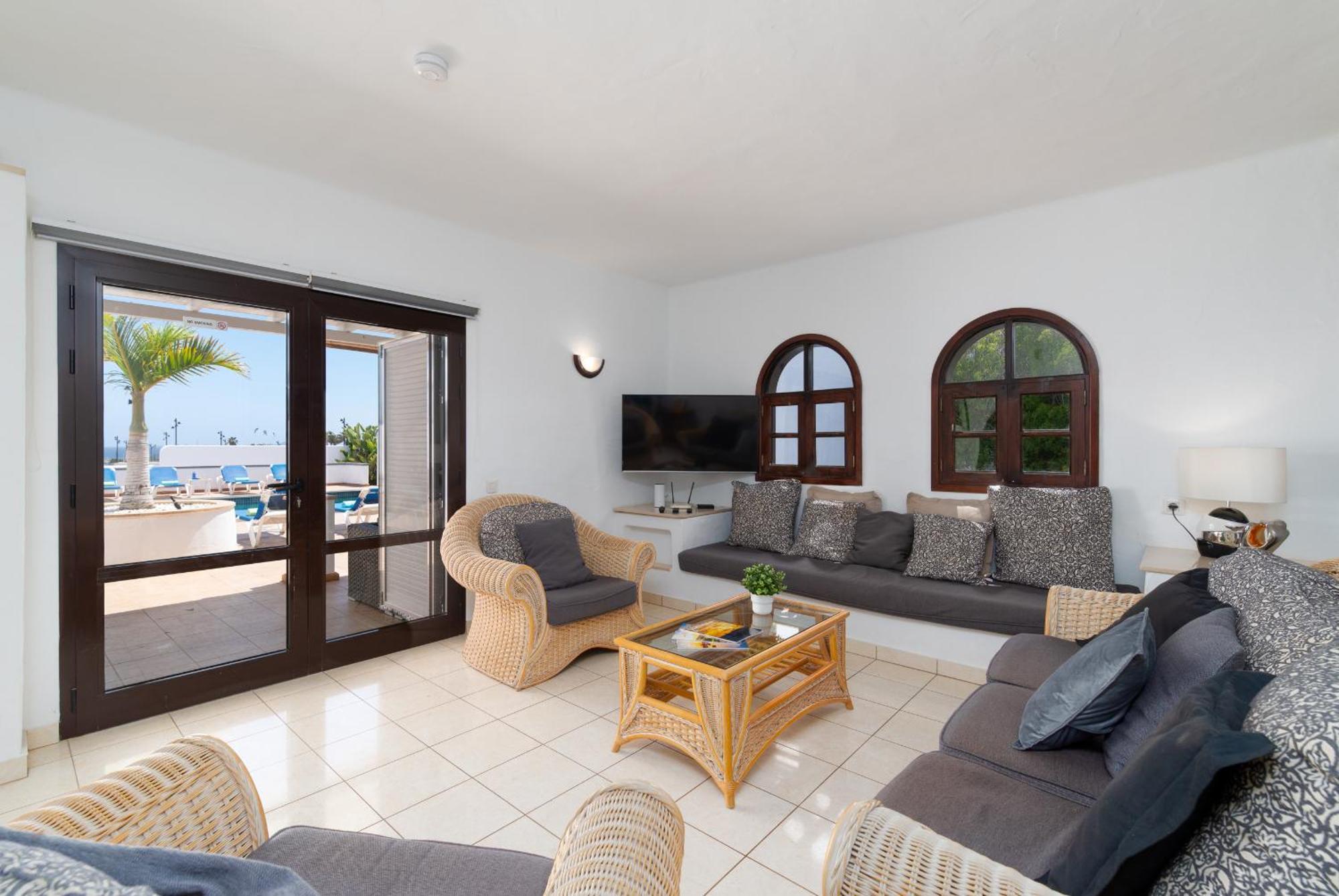 Villa Michelle - LH114 By Villas Now Ltd Playa Blanca  Esterno foto