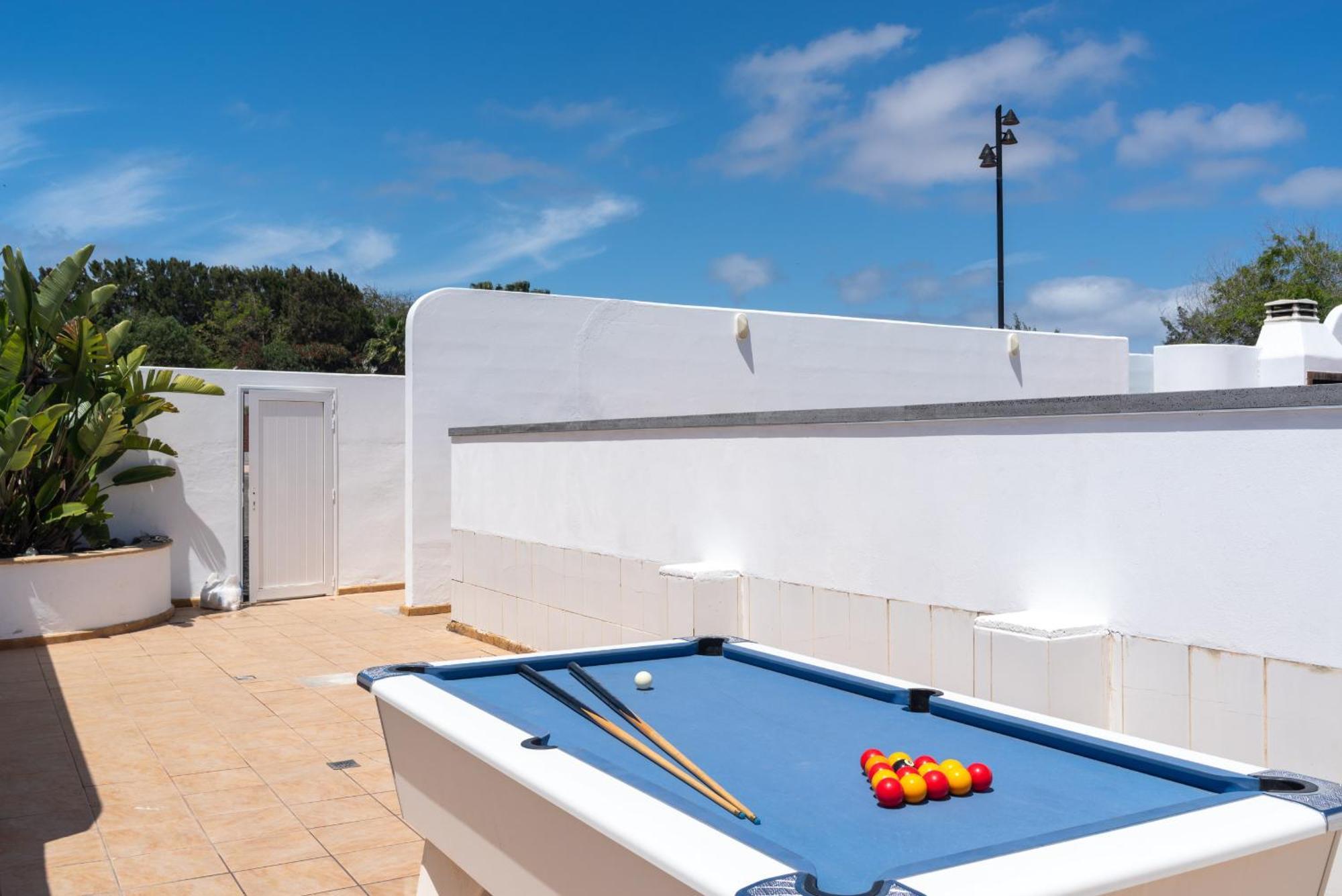 Villa Michelle - LH114 By Villas Now Ltd Playa Blanca  Esterno foto