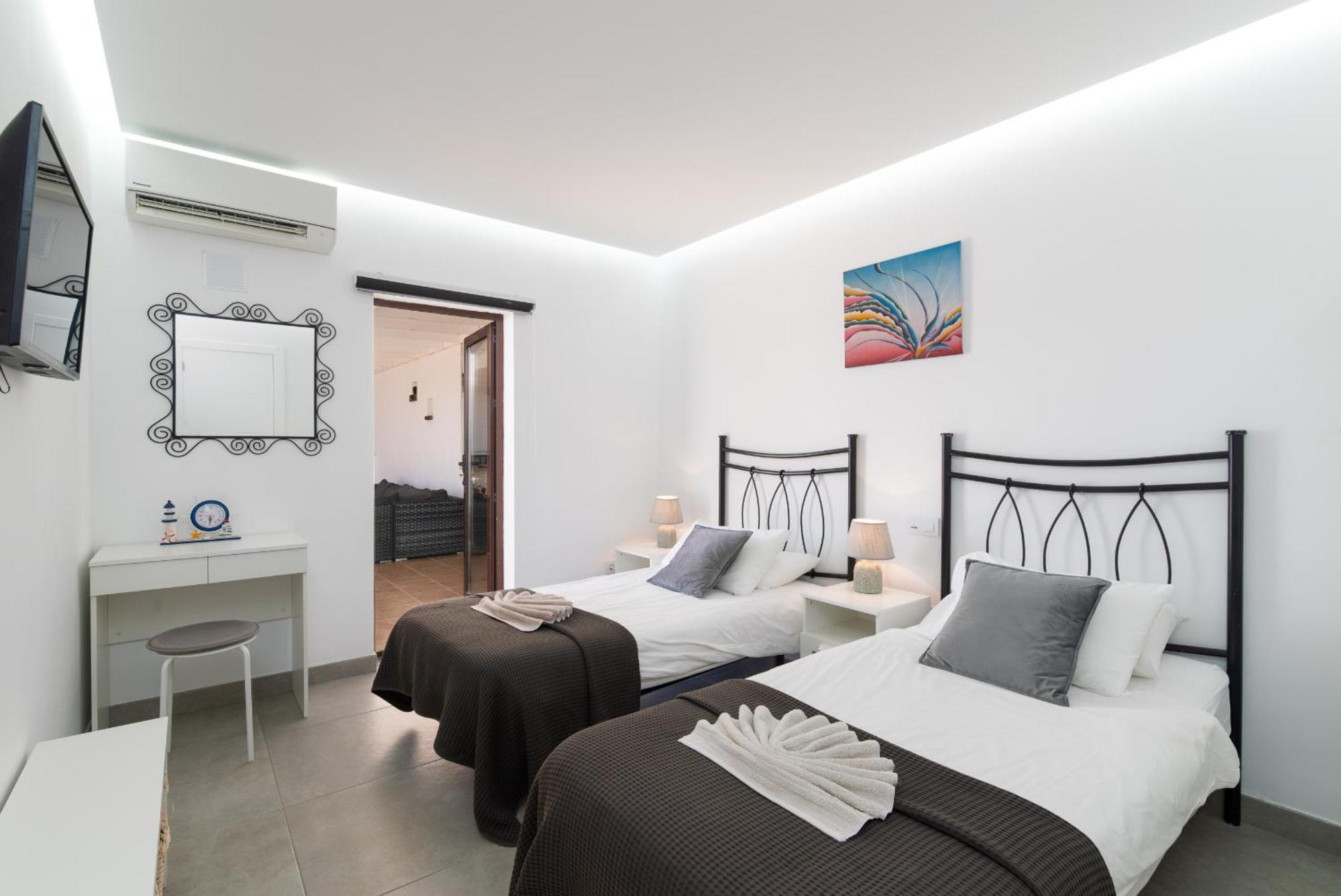 Villa Michelle - LH114 By Villas Now Ltd Playa Blanca  Esterno foto