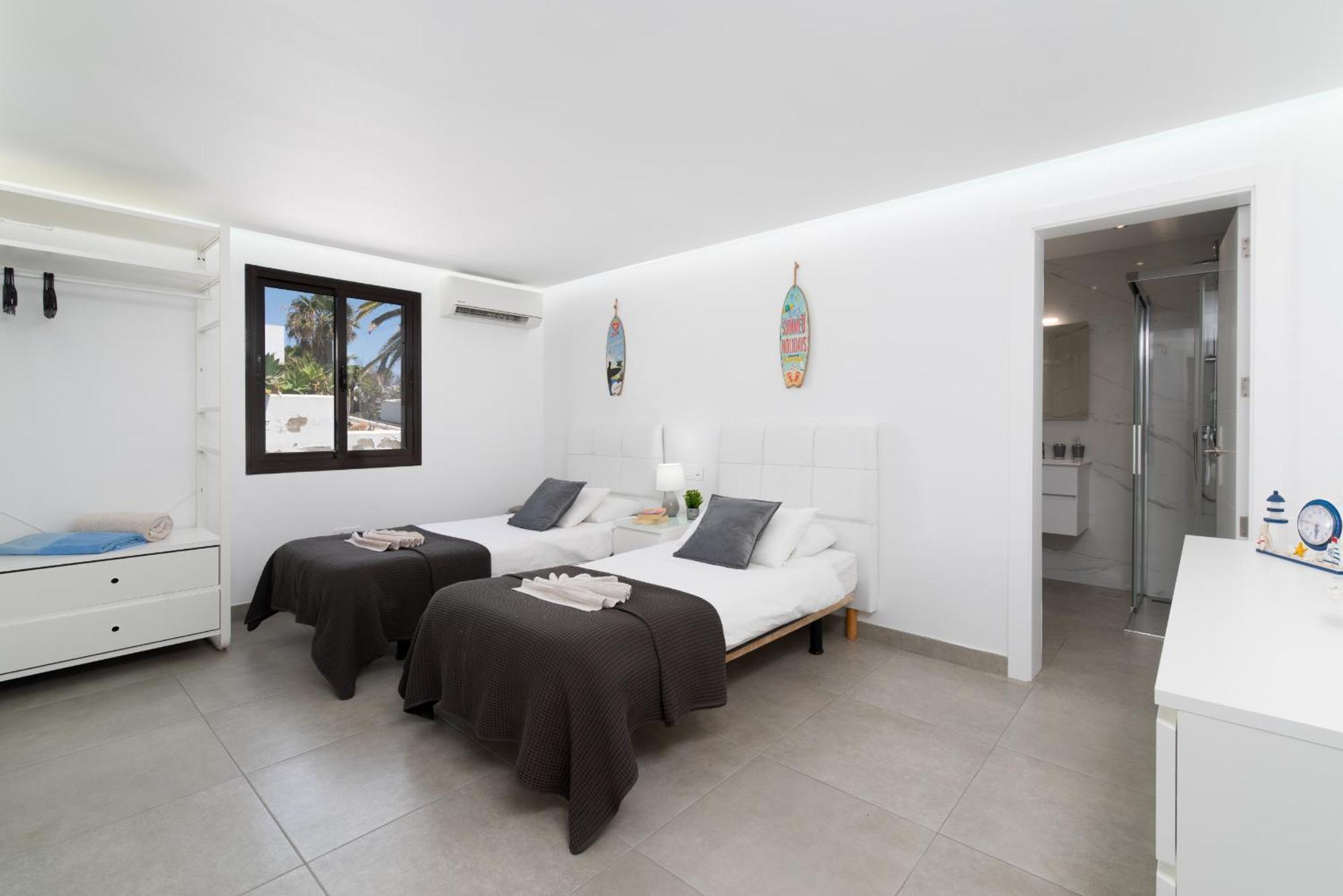Villa Michelle - LH114 By Villas Now Ltd Playa Blanca  Esterno foto